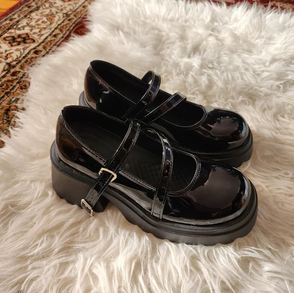 Black Faux Leather Platform Shoes - Picture 10 of 13